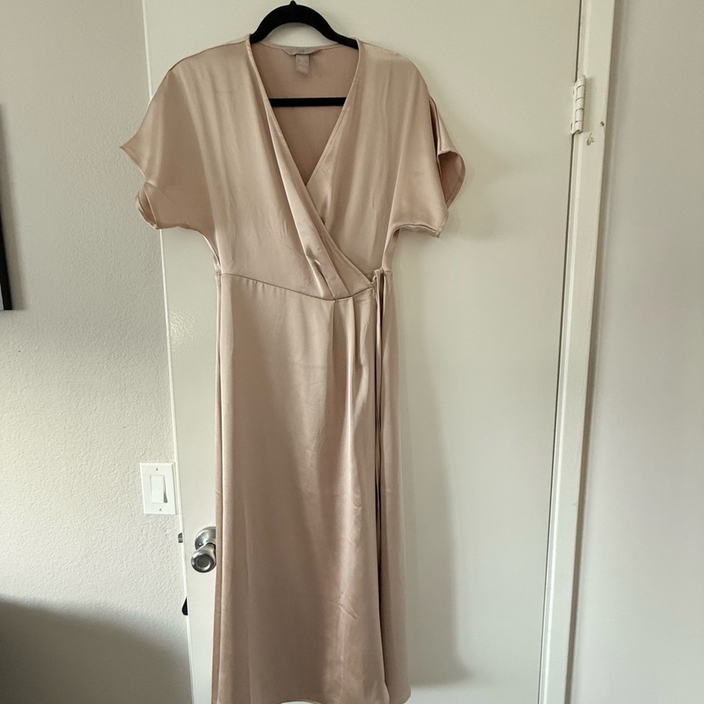 H&M Tan Gold Wrap Midi Dress with Flutter Sleeves